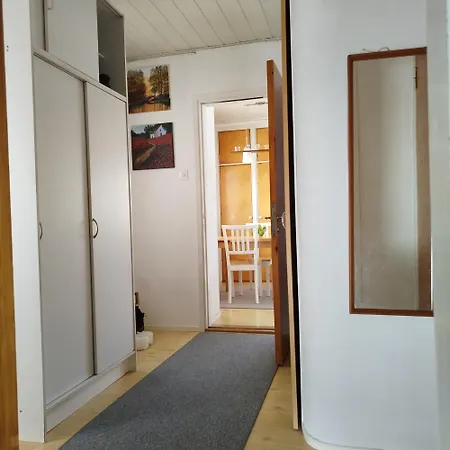 Nordic Artist House & With Wooden Sauna Lomamökit Heinola
